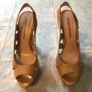 Audrey Brooke toe out heeled shoe